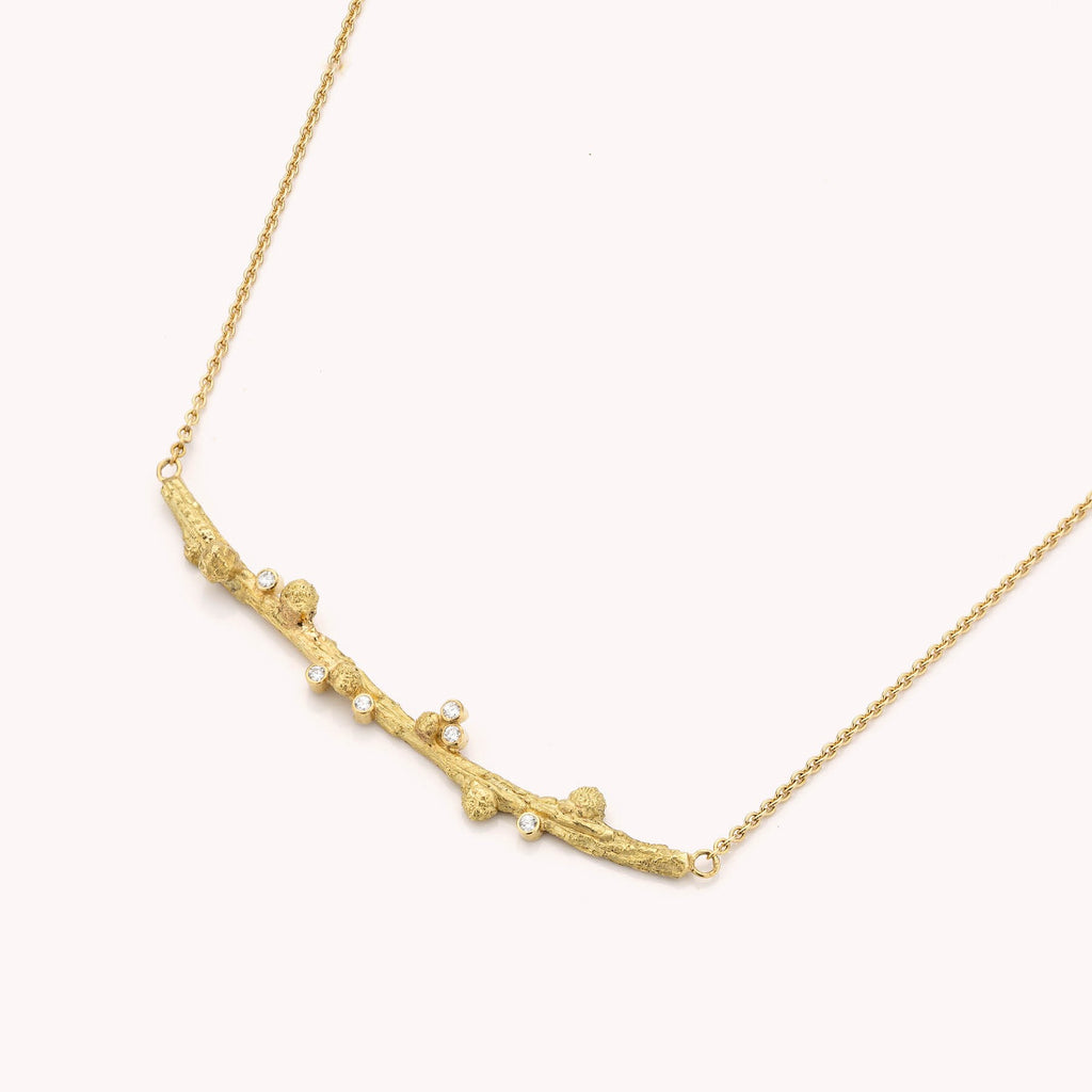 goudenhalsketting met diamant