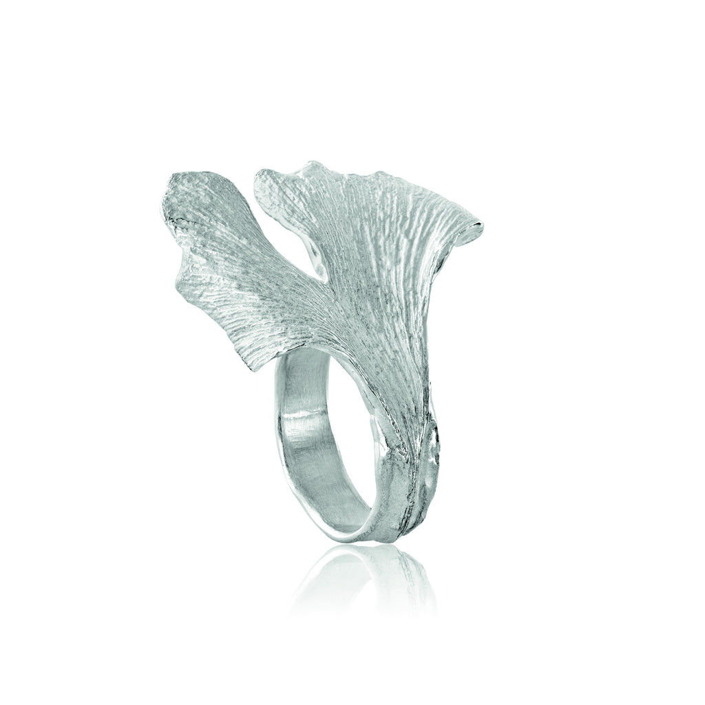 zilveren ring met ginko bladmotief